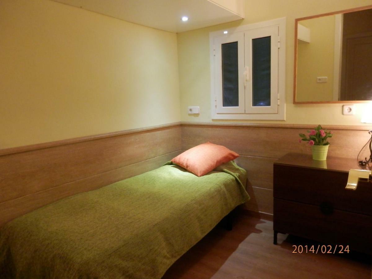 Budget Single Room,784469658:JPEG